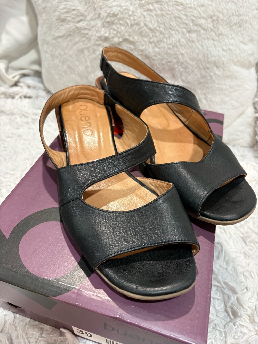 Bueno Black Leather Slingback Peep-Toe Sandals